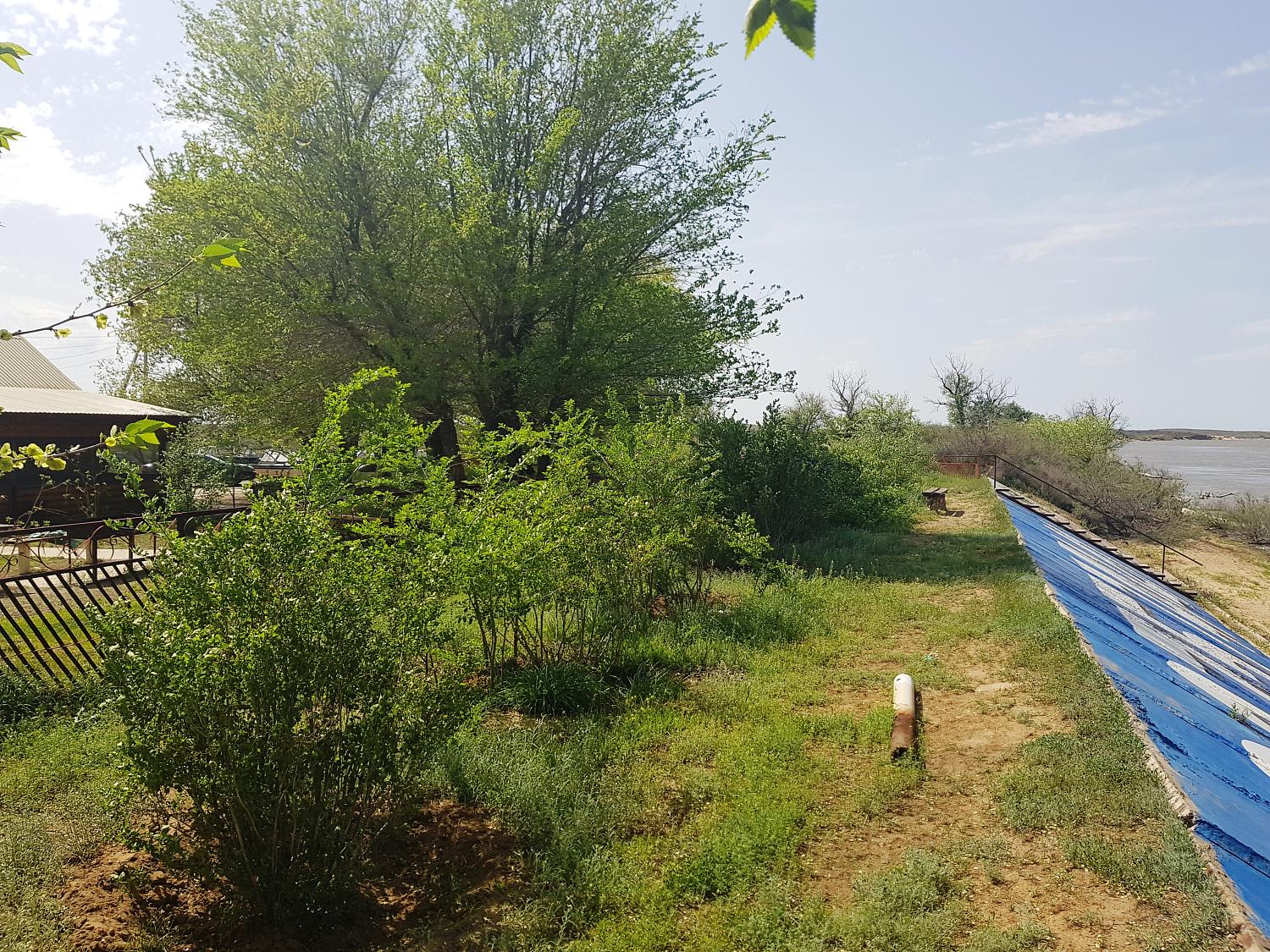 Территория базы