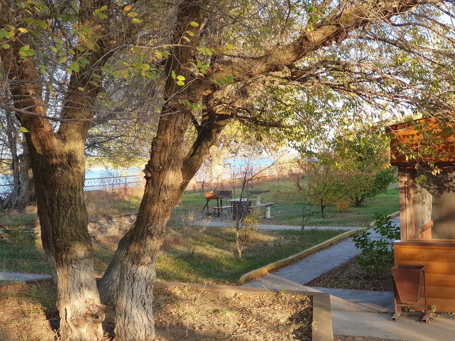 Территория базы