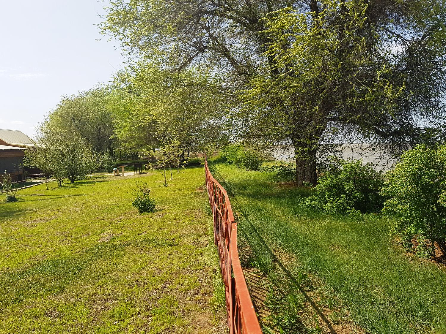 Территория базы