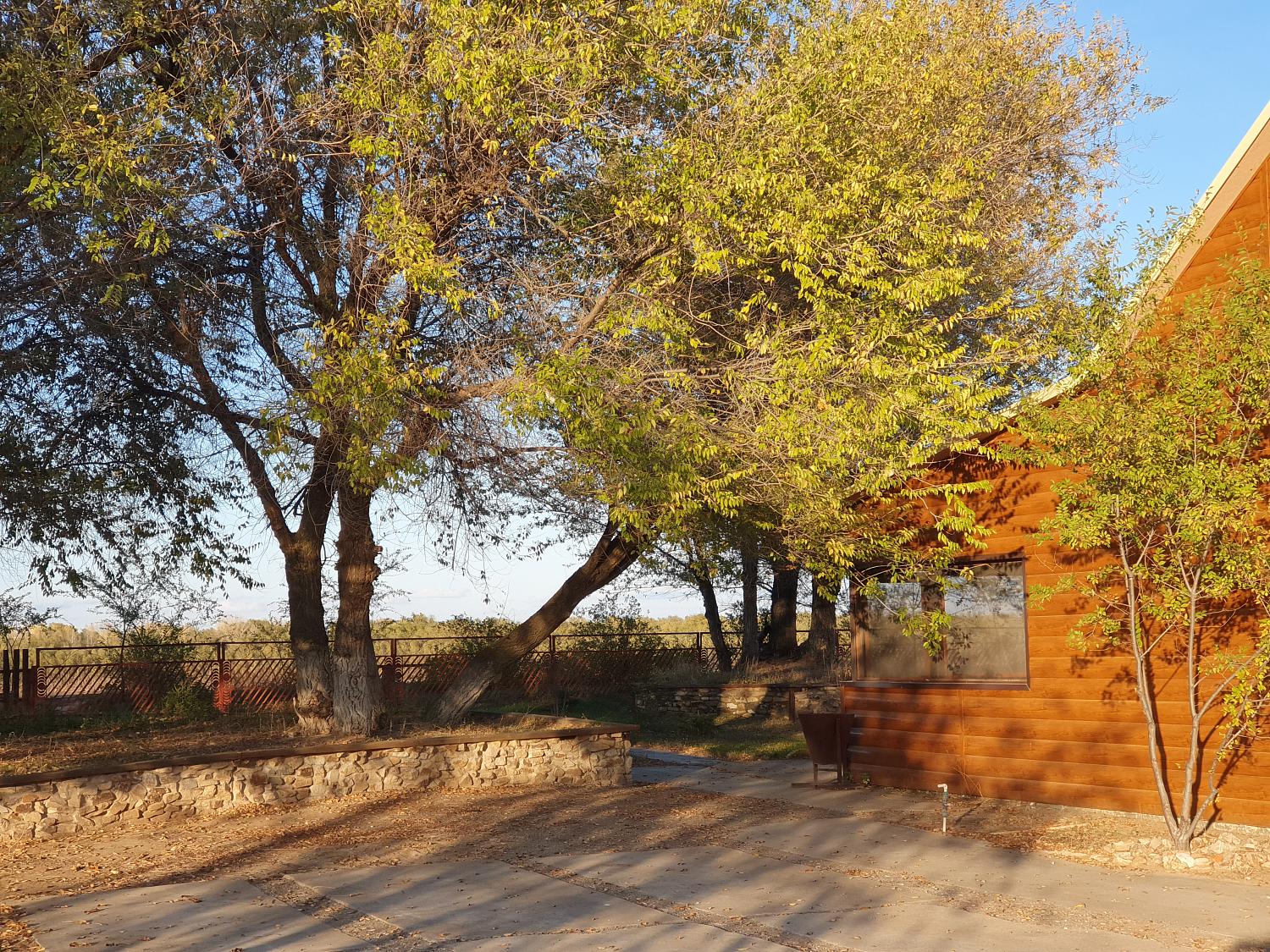 Территория базы